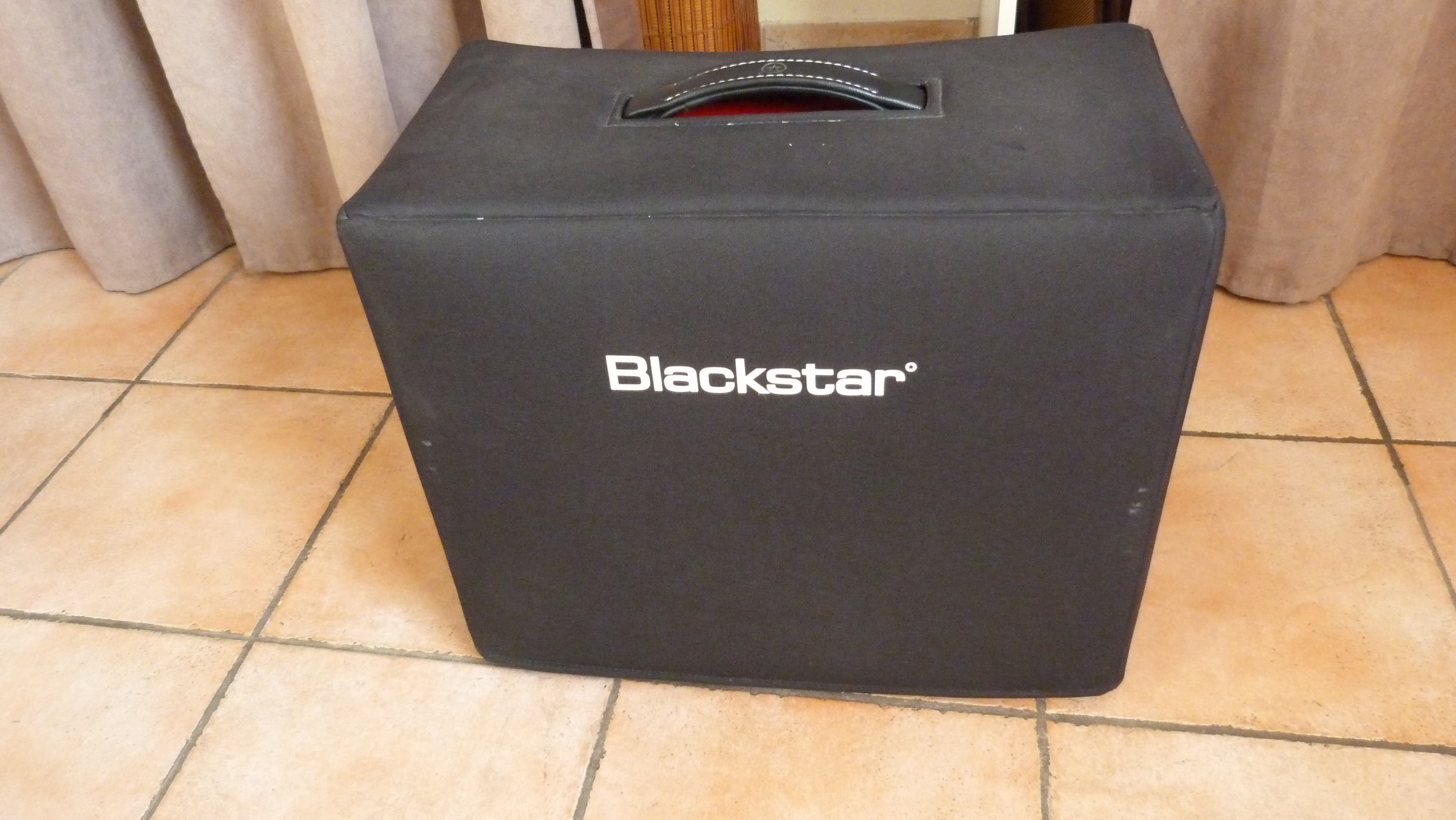 Vends ampli Blackstar HT-20R MKII