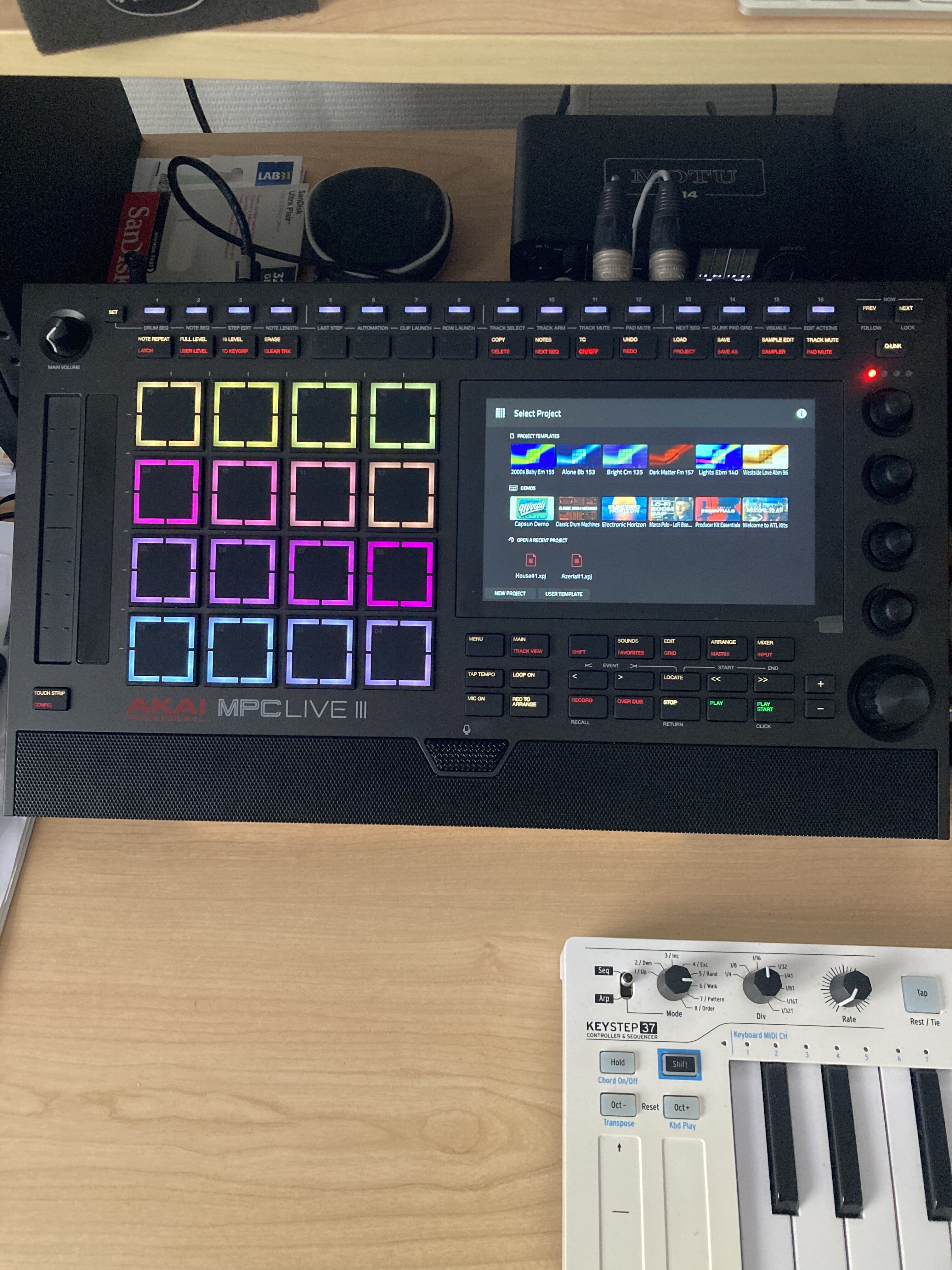 Vends Akai MPC Live 3