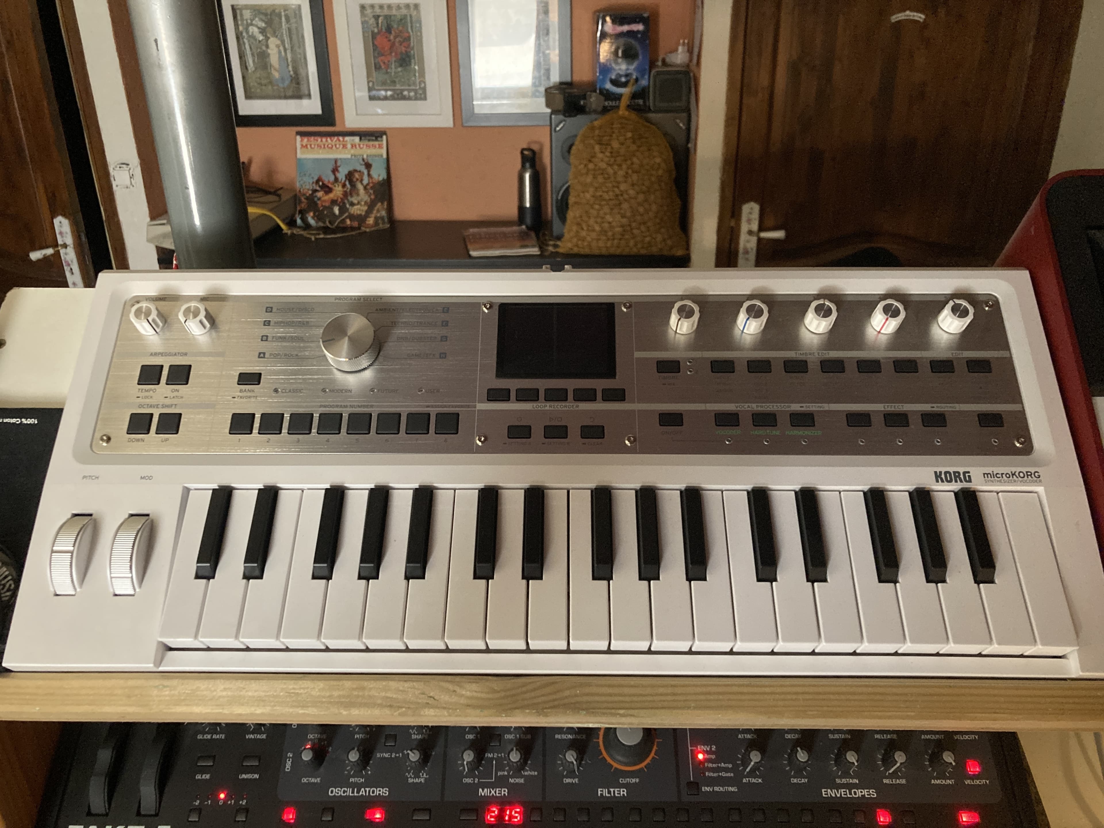 MicroKORG 2 white tout neuf