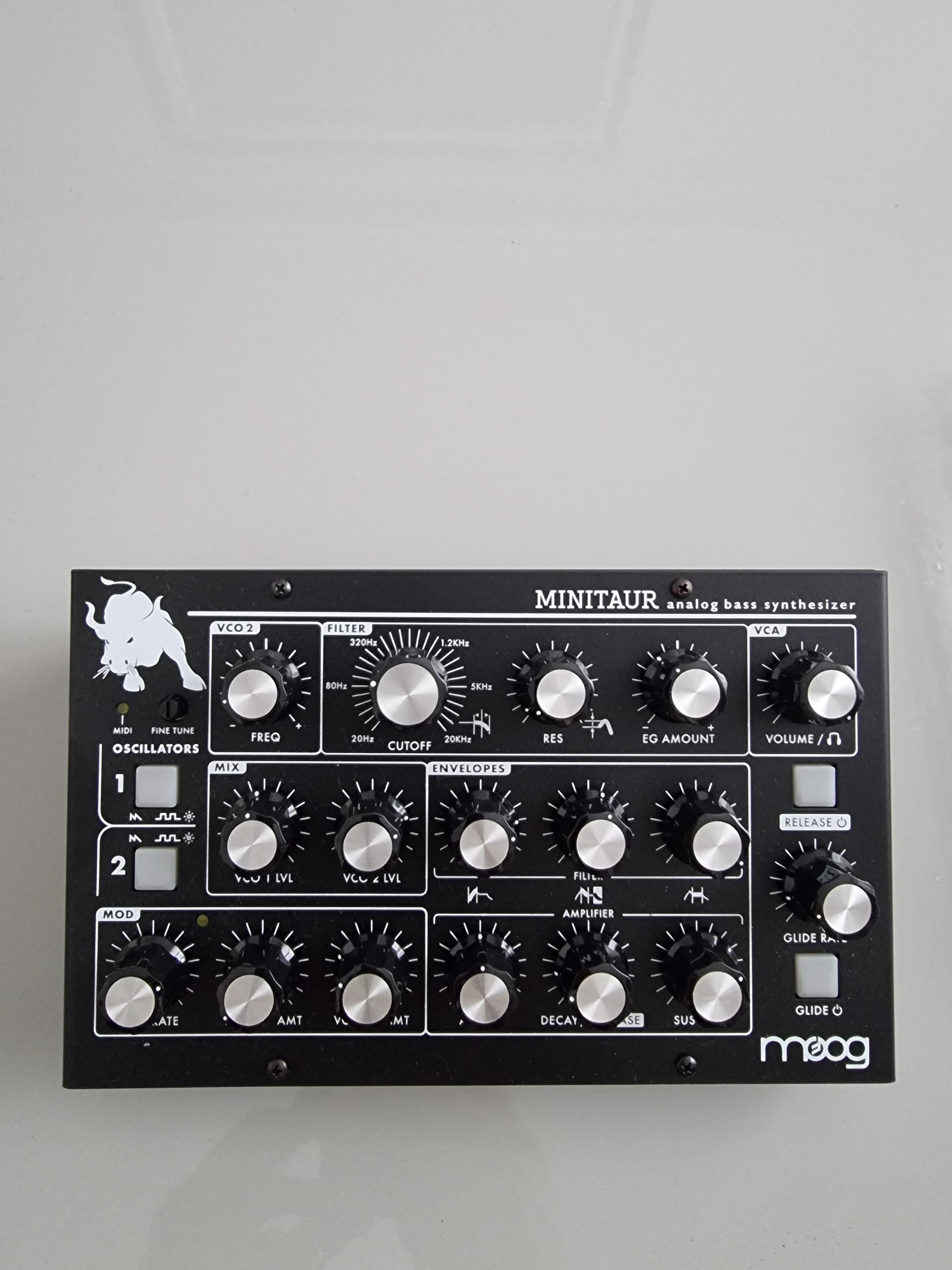 Vends Moog Minitaur