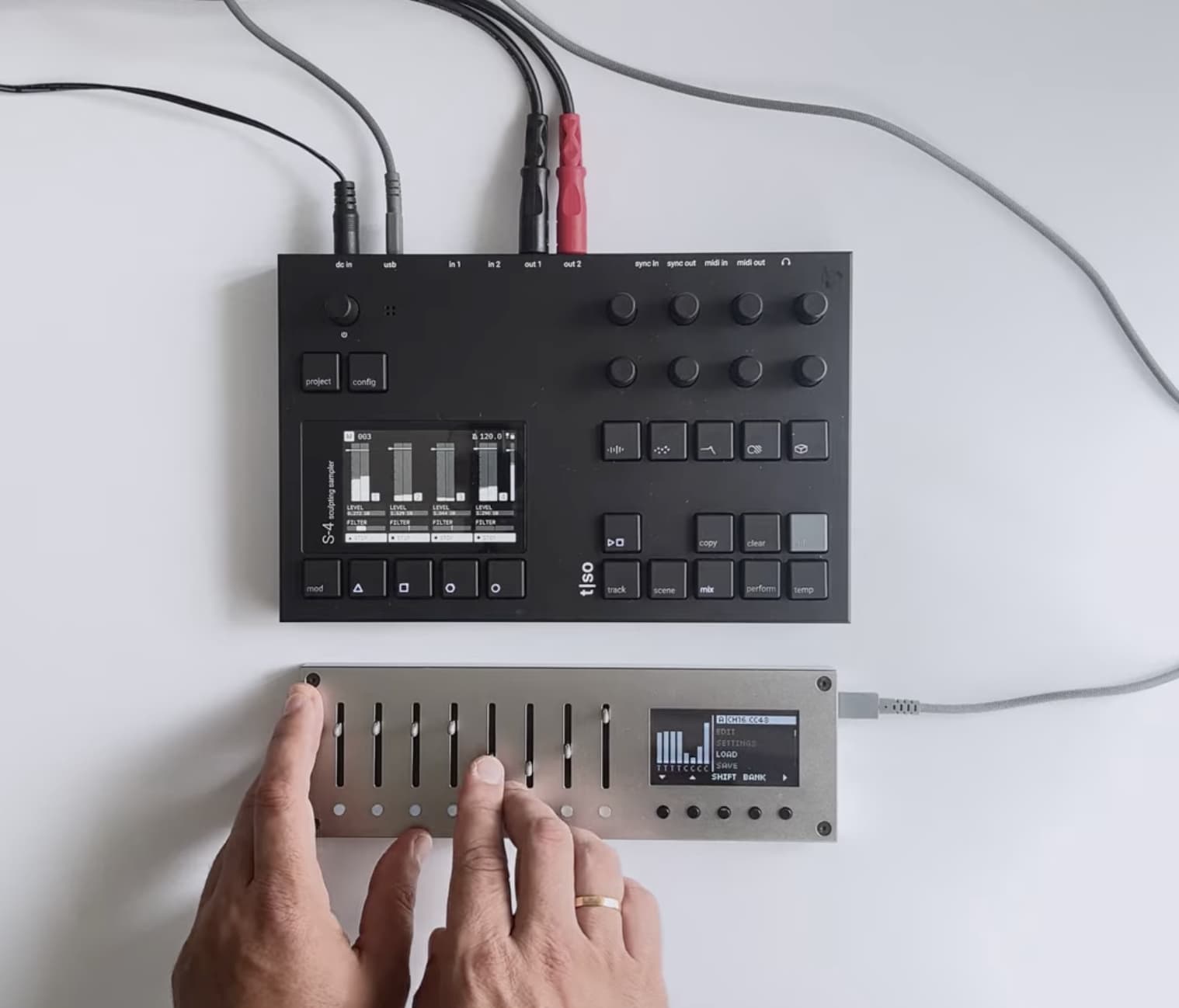 Controleur MIDI USB TRS 8 pistes neuf
