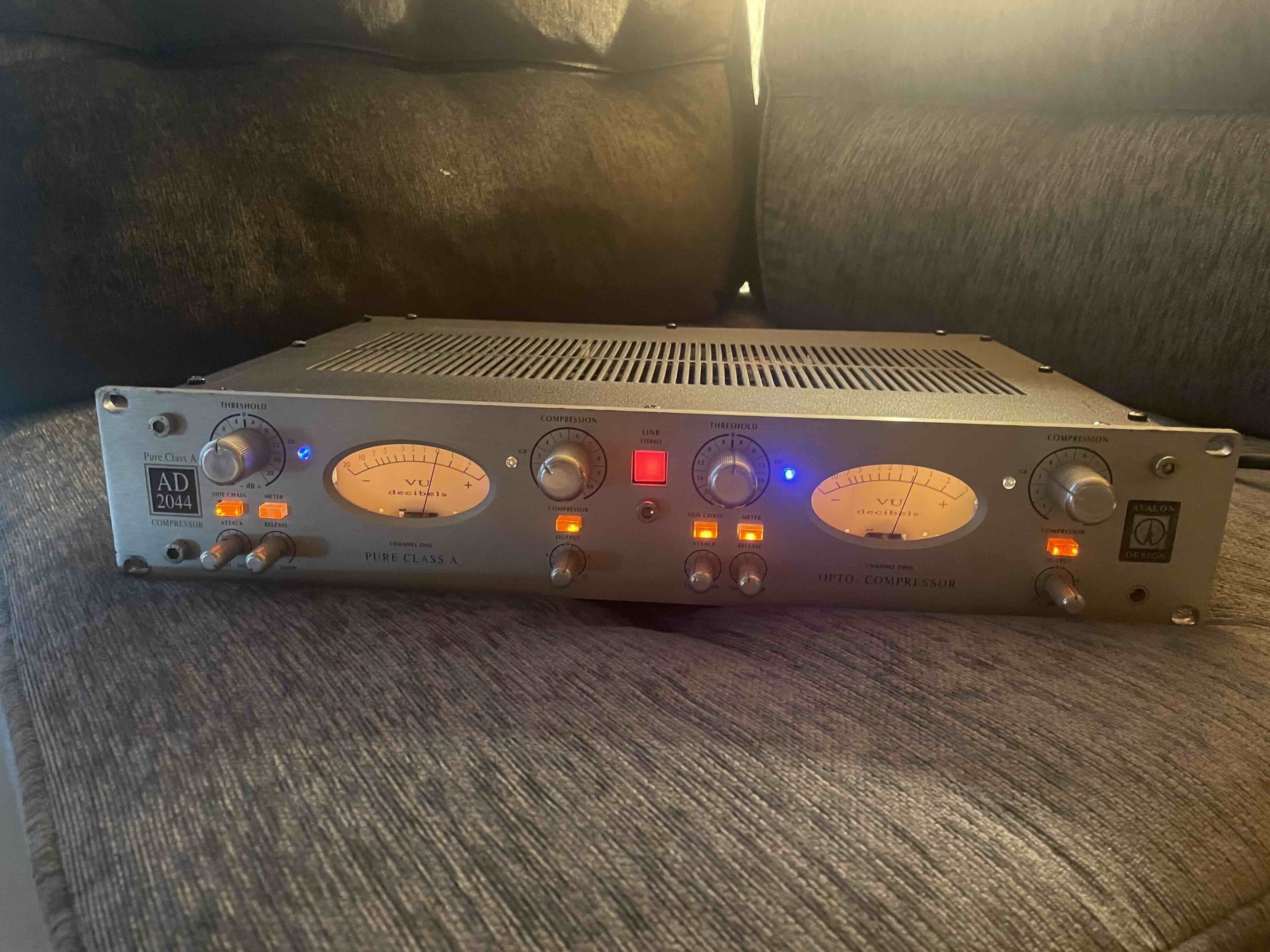 Vend Avalon AD 2044 + Materiel de studio (cf liste lointe)