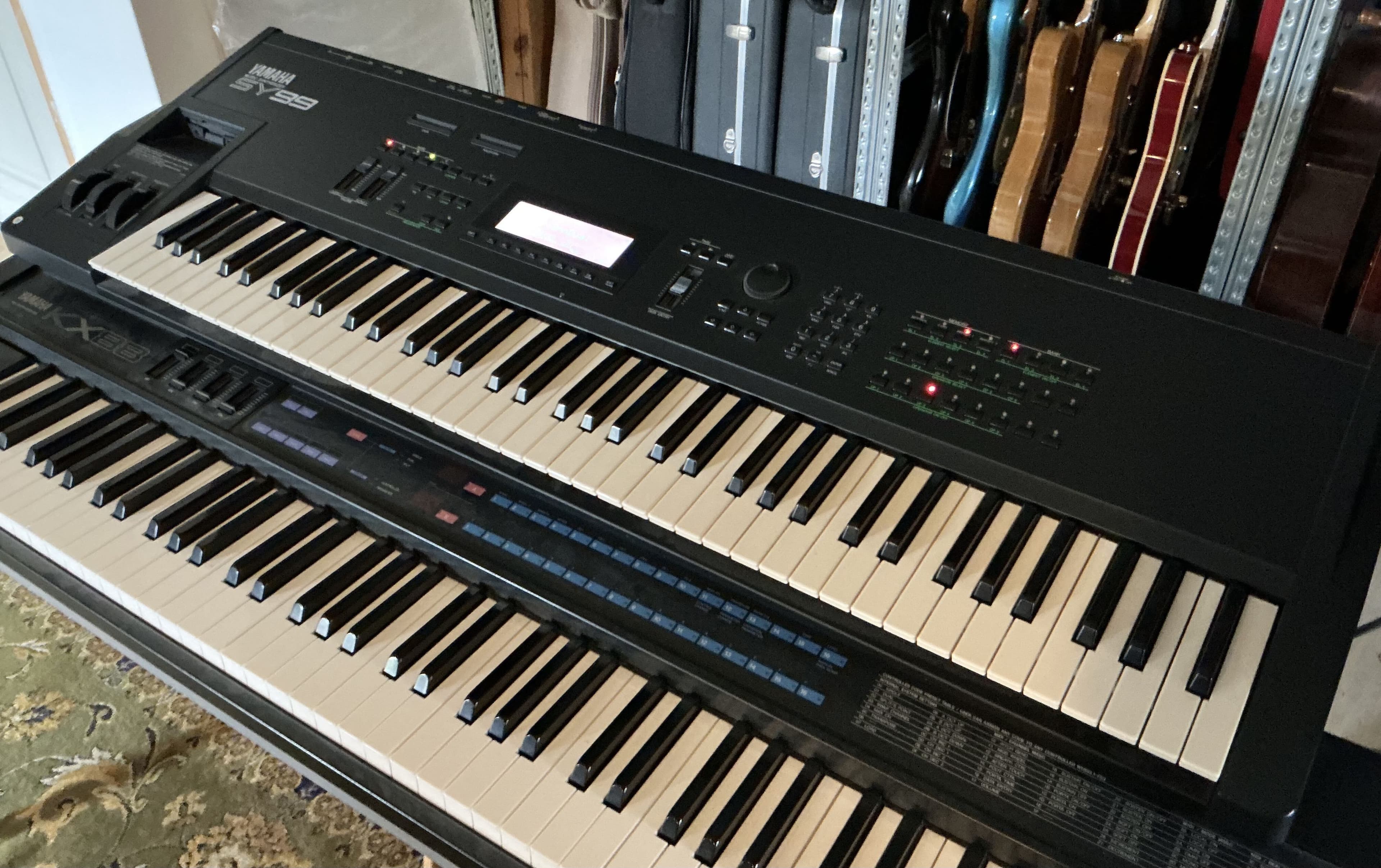 YAMAHA SY99. Unique!!
