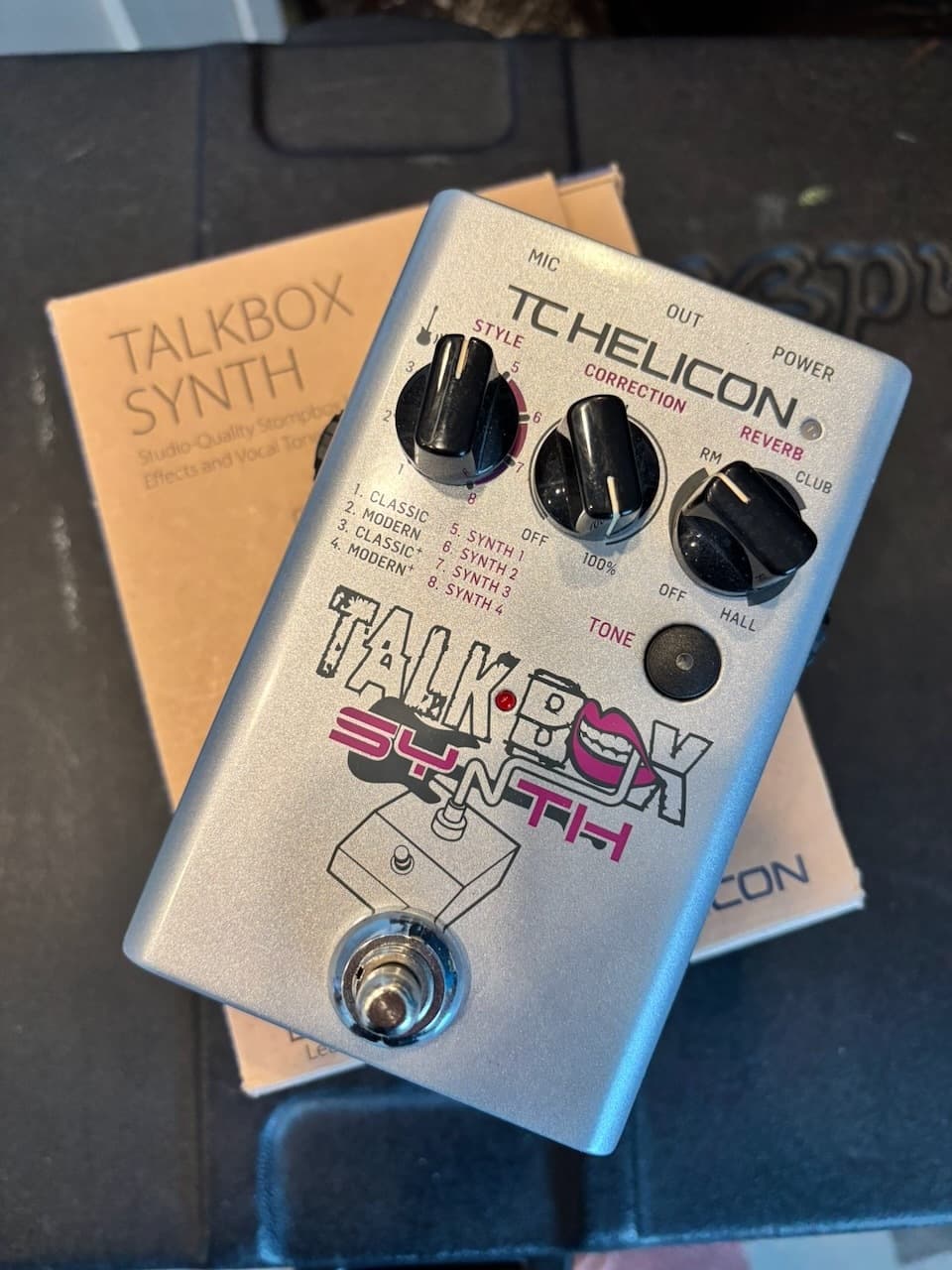TC Helicon Talkbox Synth + boîte d'origine