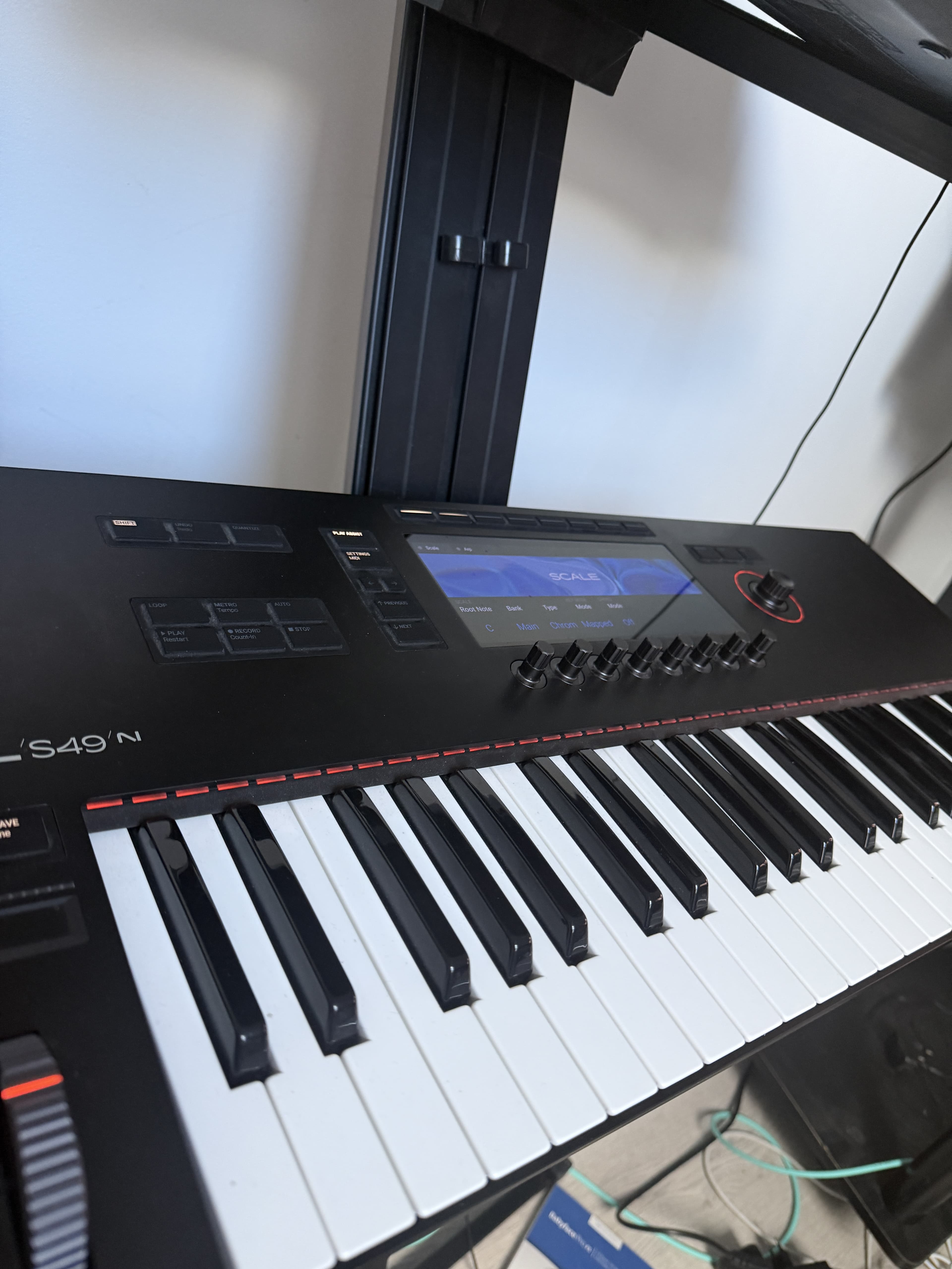 Native Instruments KONTROL S49 MK3 – État comme neuf