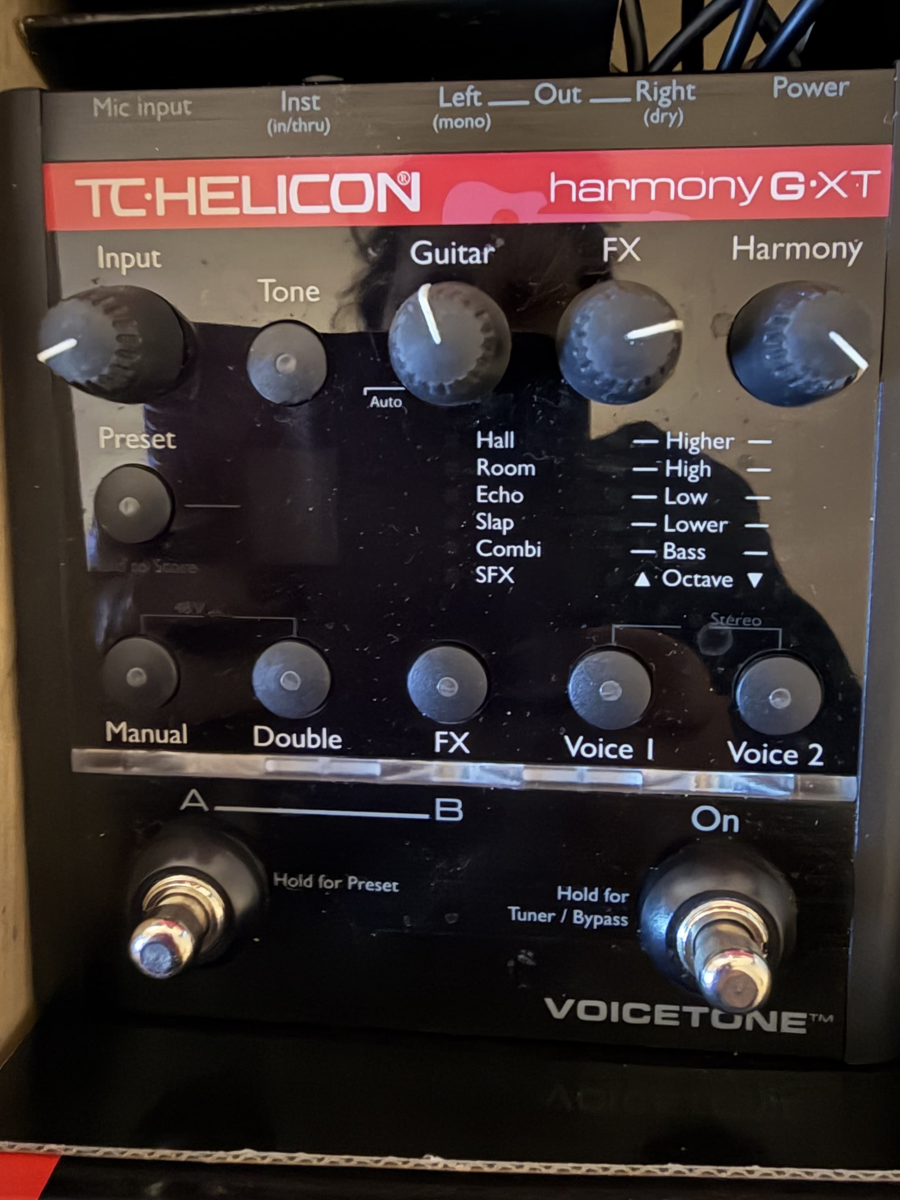 vends mon effet voice tone g comme neuf tres peu servi