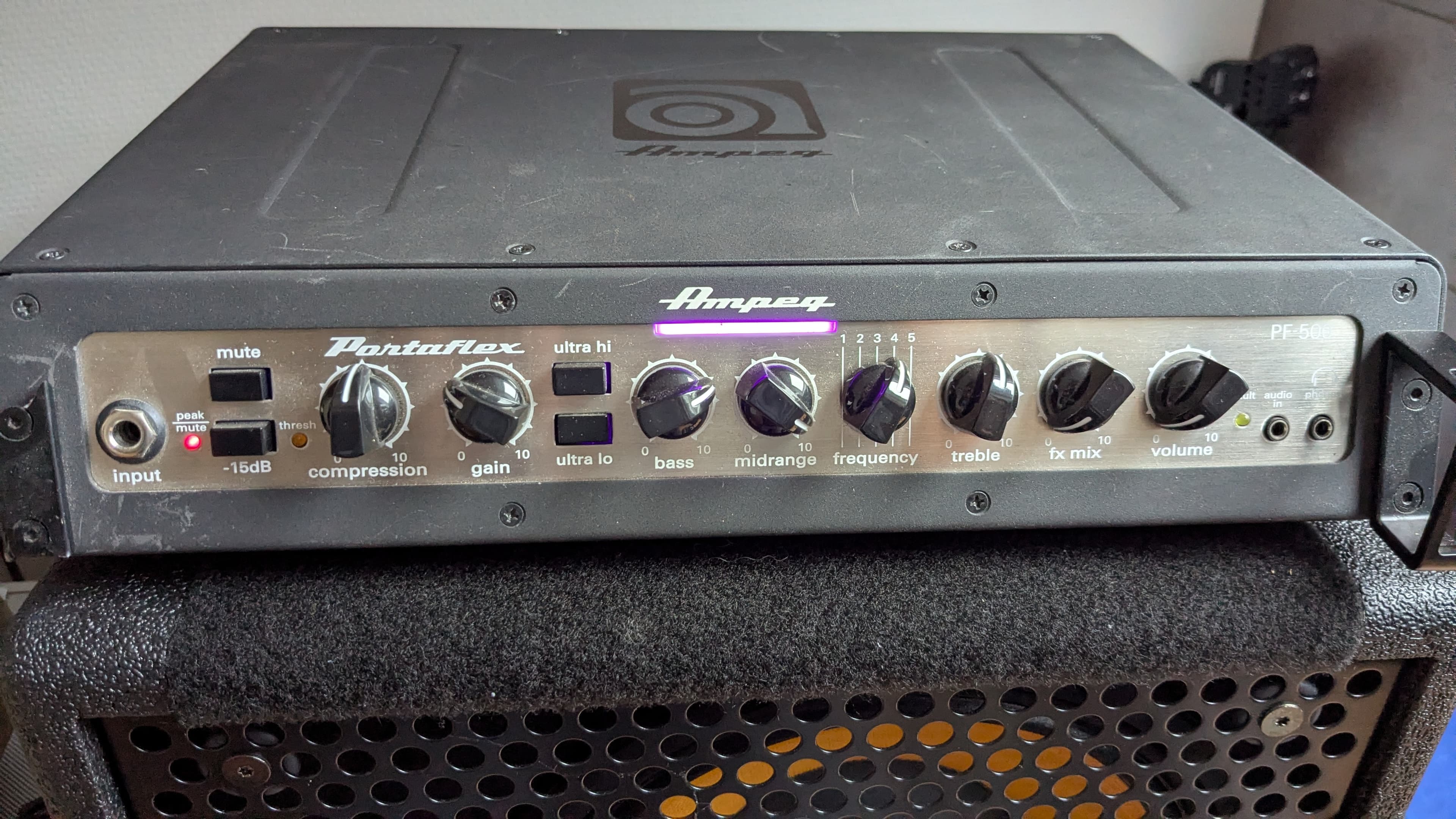 Ampeg PF-500