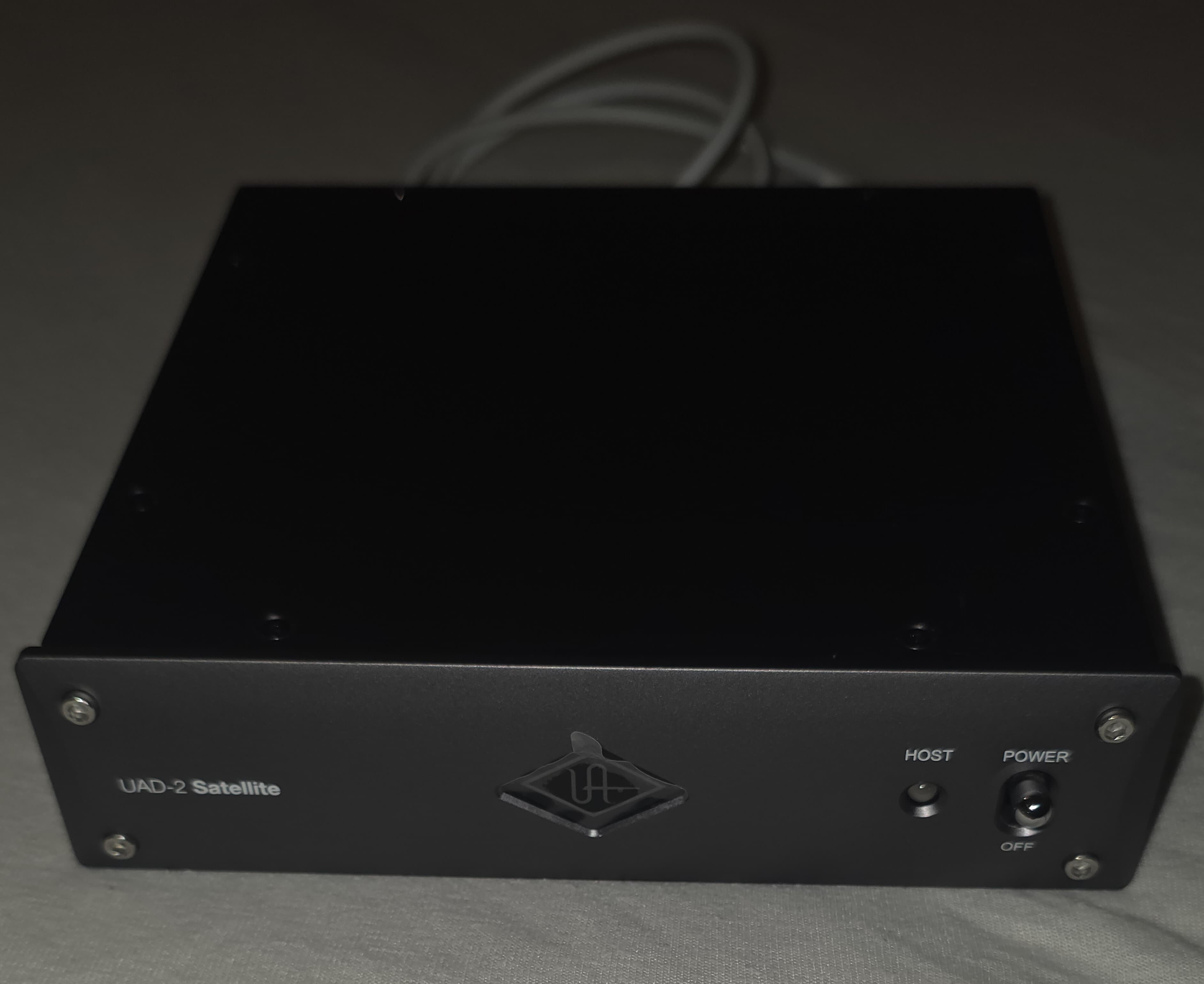 Universal audio UAD-2 Satellite Thunderbolt 3 -OCTO Core