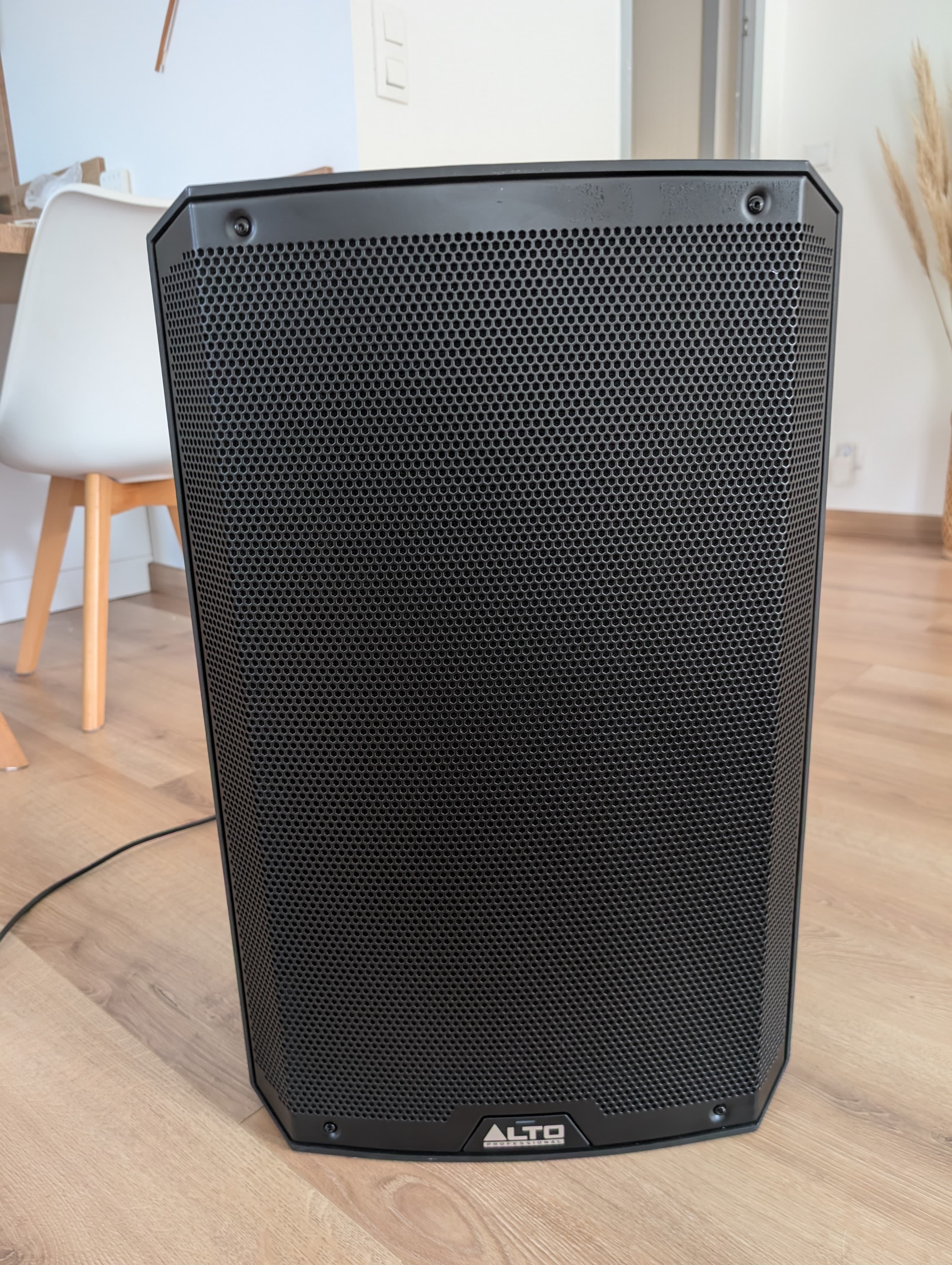 Enceinte active Alto TS215 15" 1100 w