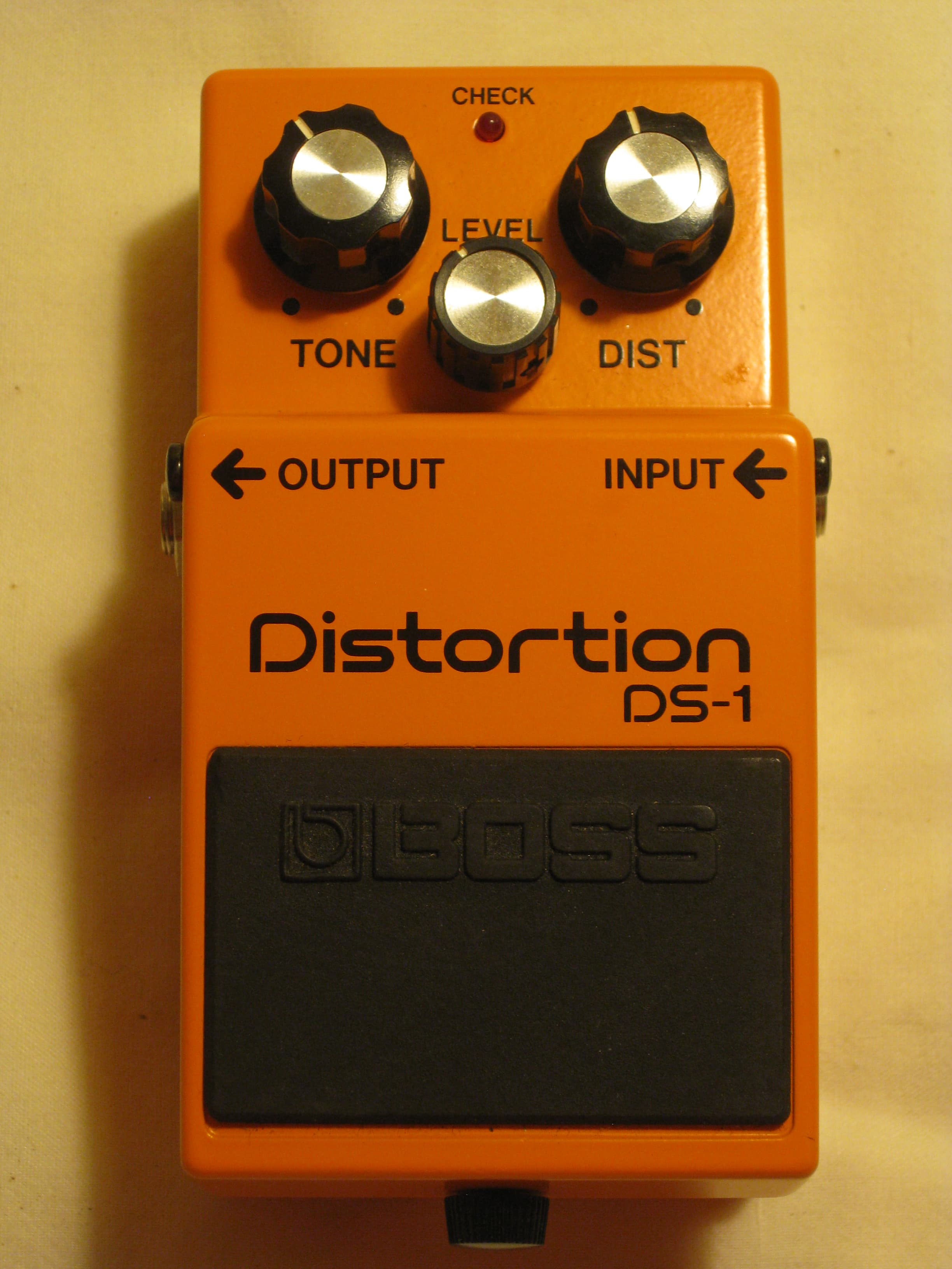 Boss DS-1 Japon (juillet 1983)