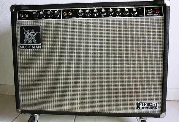 MUSIC MAN 212 HD One fifty avec Reverb et Chorus