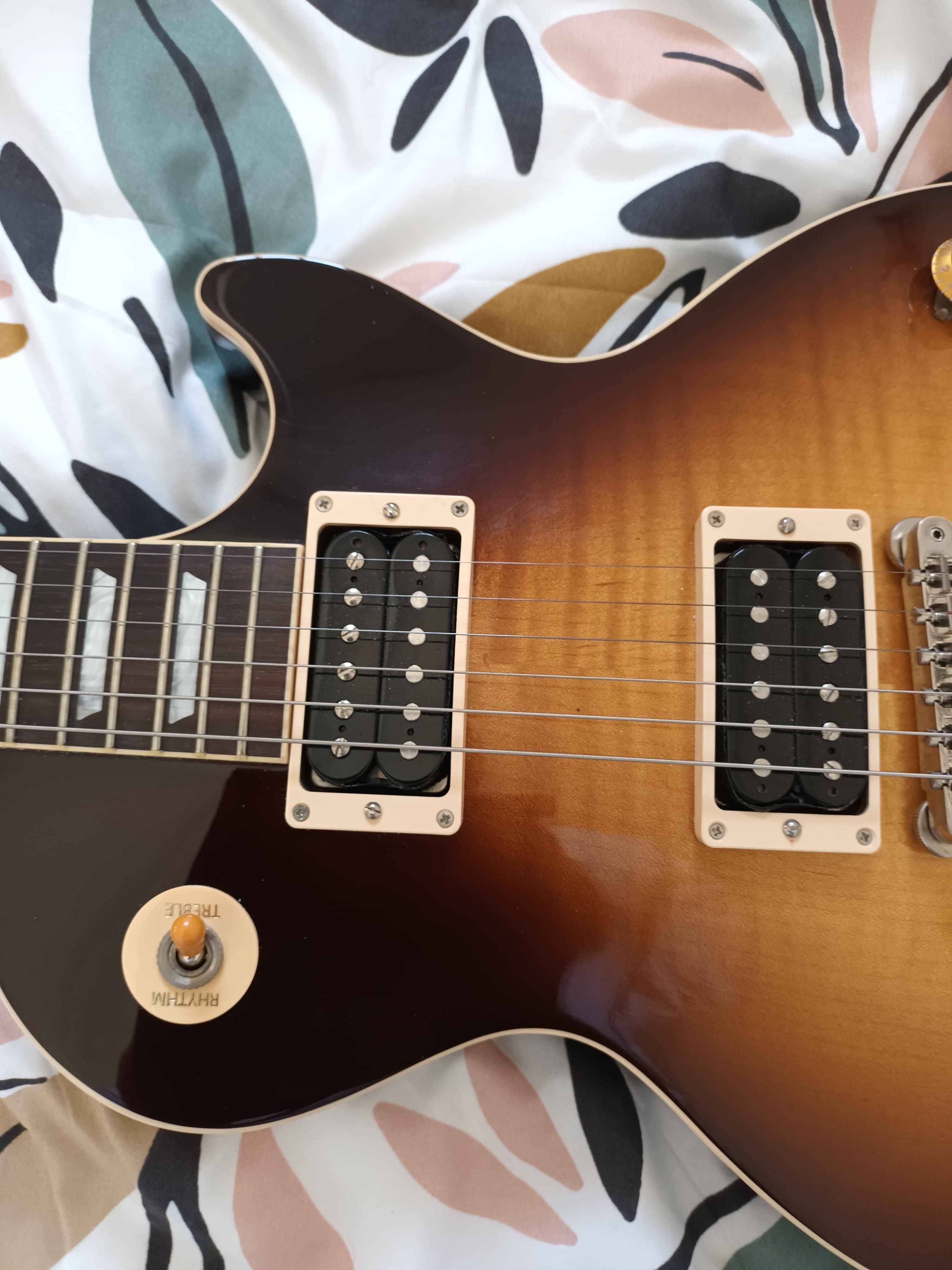 vends guitare Gibson Les Paul Slash November Burst