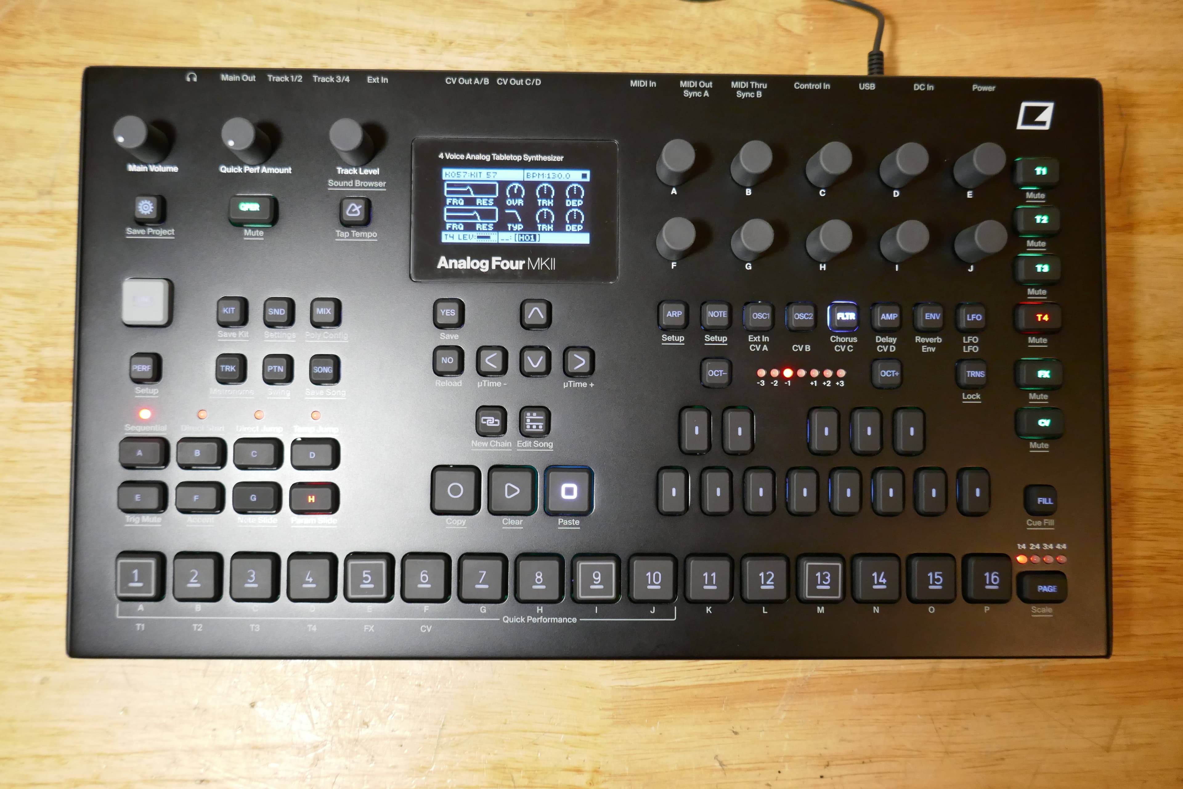 Elektron Analog Four MKII