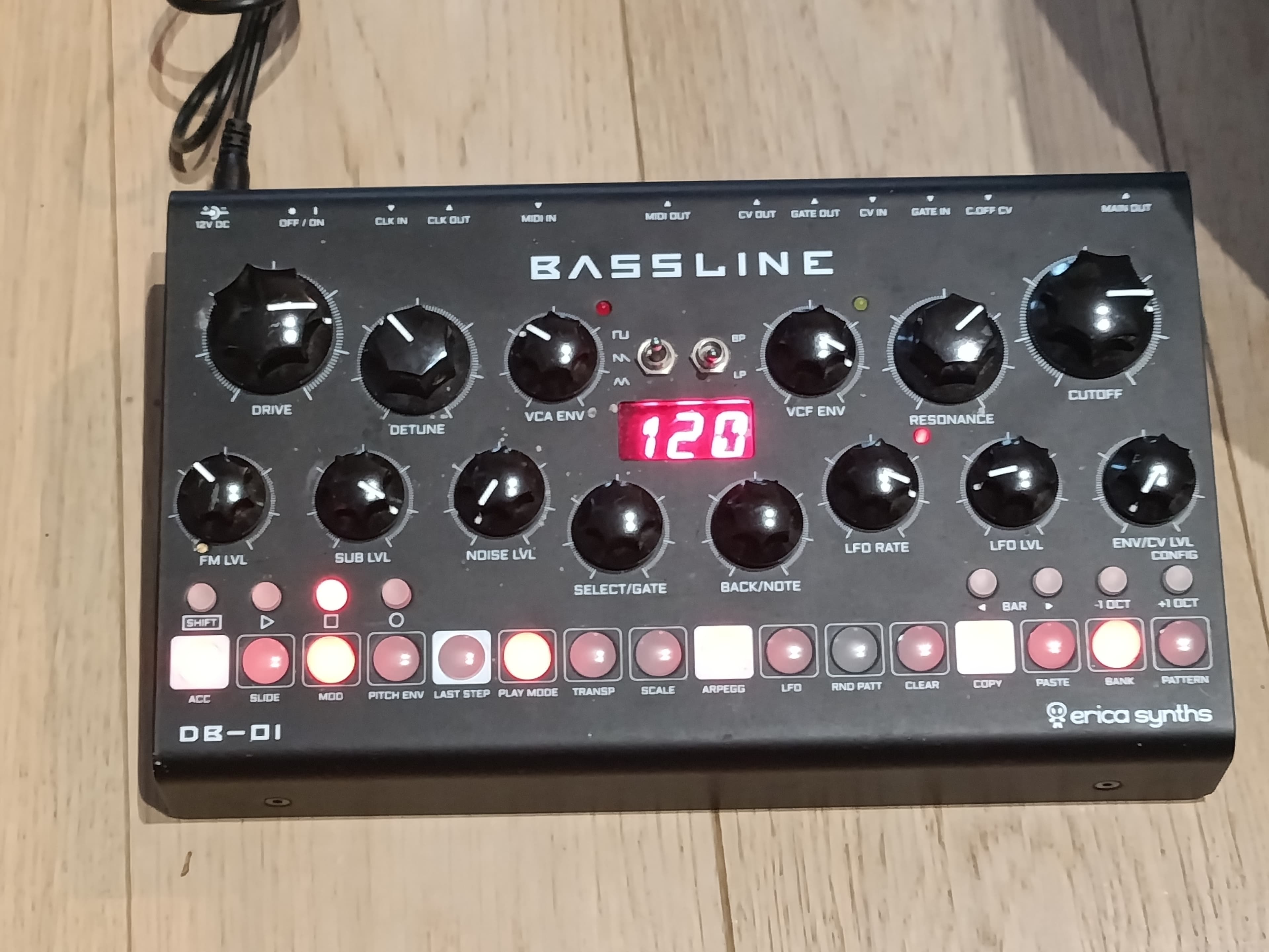 Vends DB-01