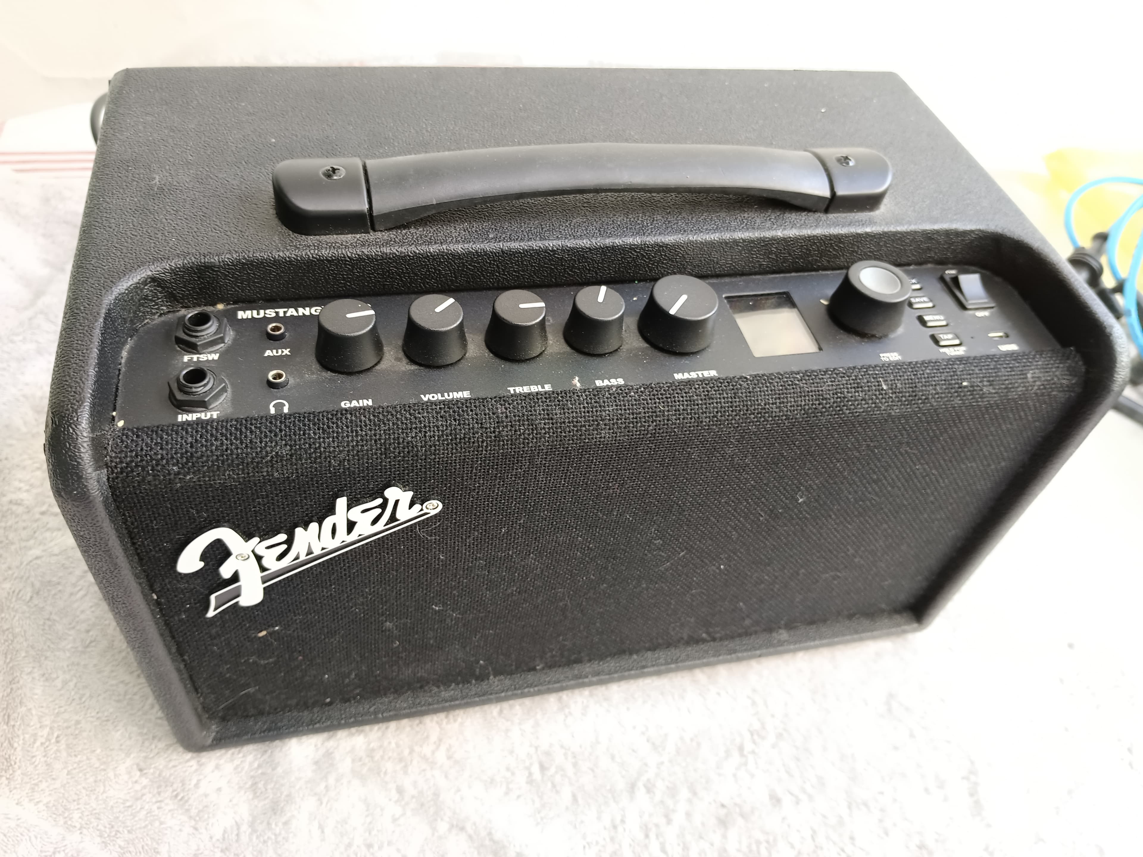 amplificateur guitare Fender Mustang LT40S