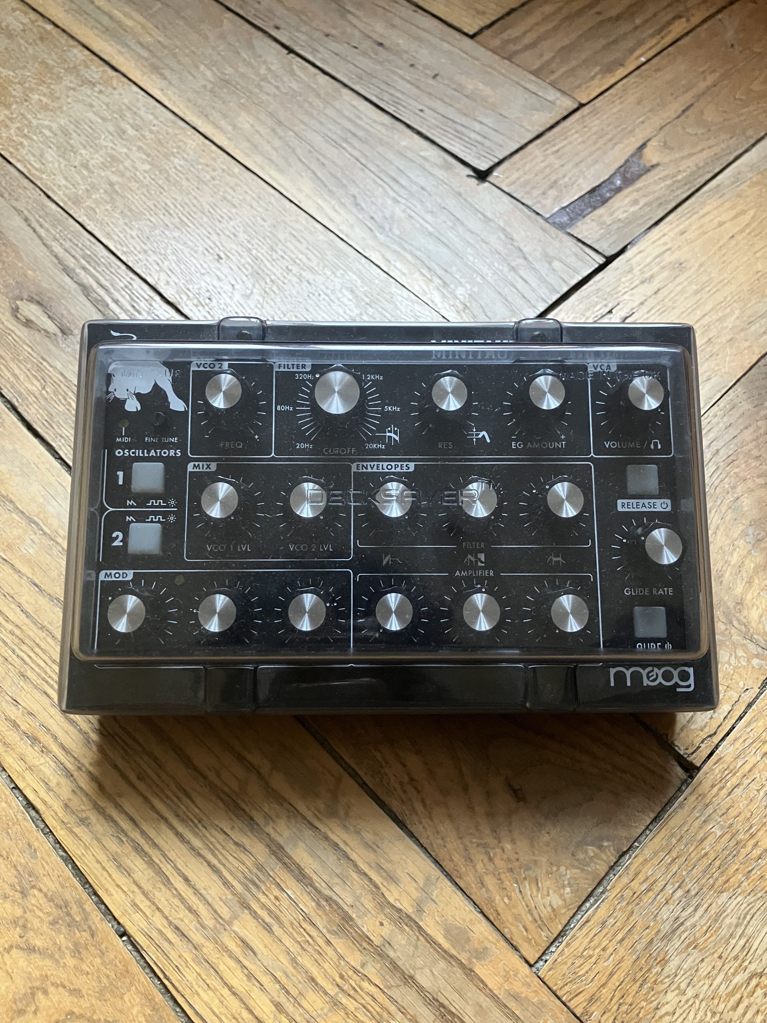 Vends Moog Minitaur + Decksaver
