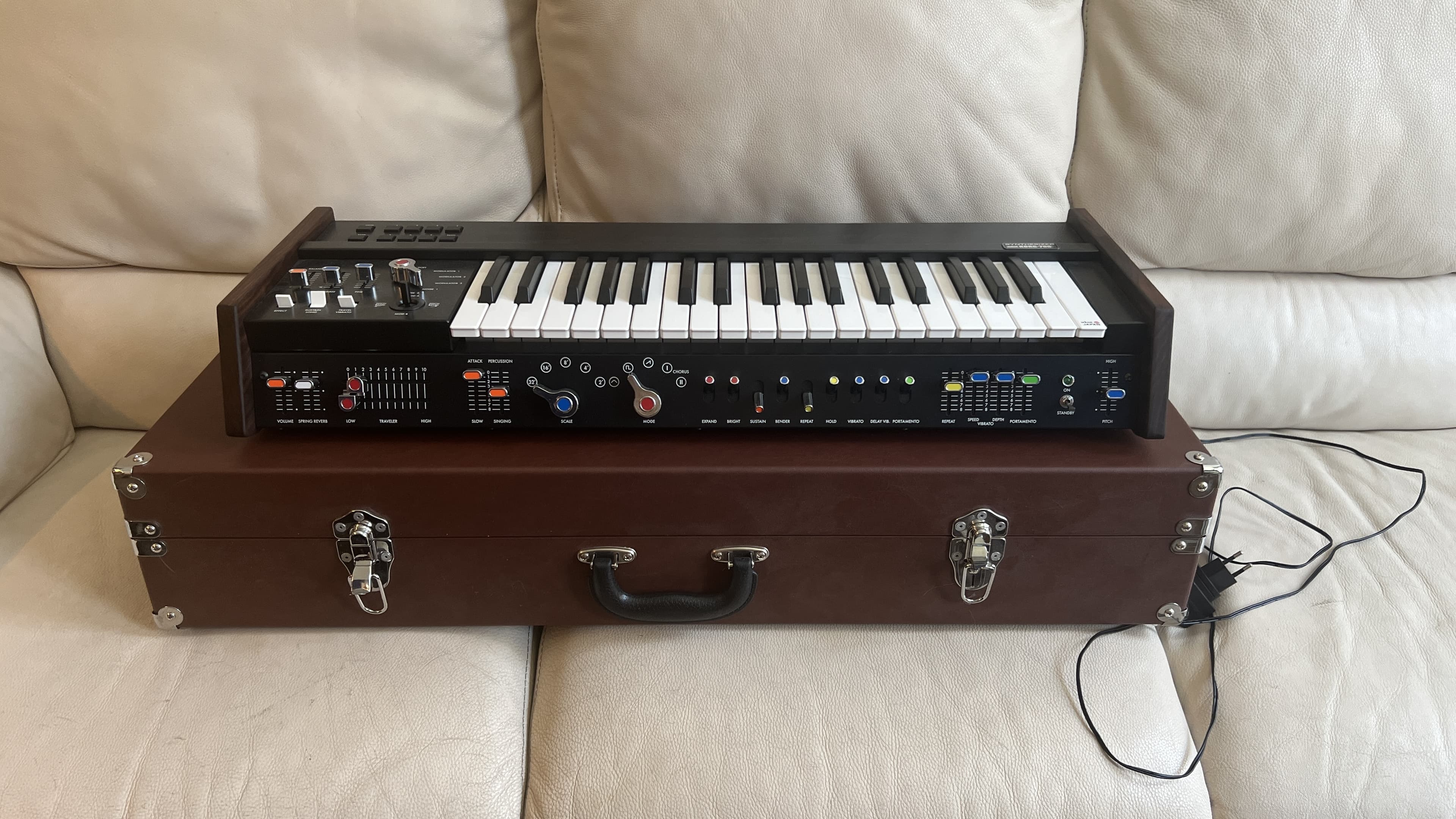 Minikorg 700 FS comme neuf