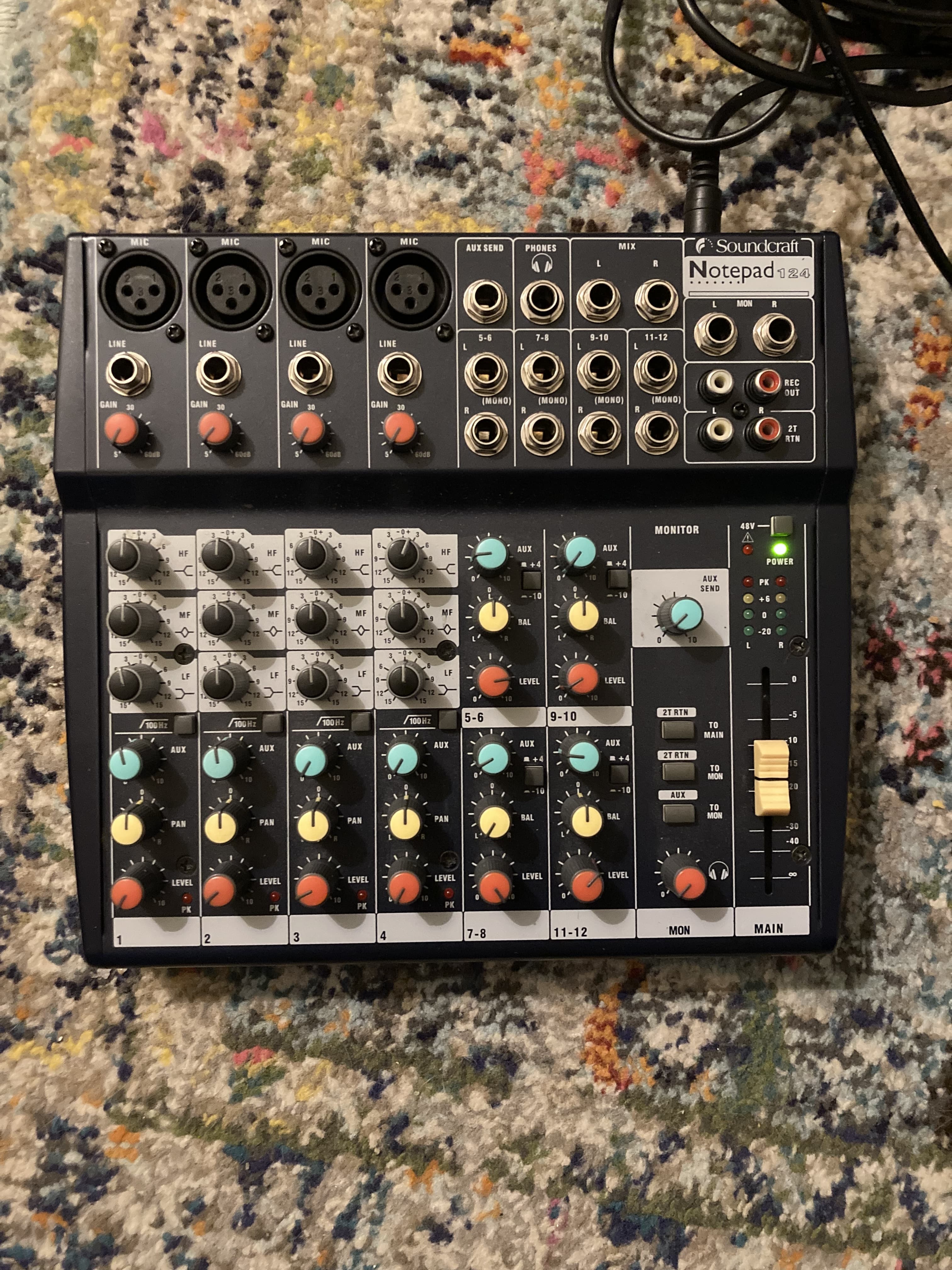 Table de mixage Soundcraft Notepad 124