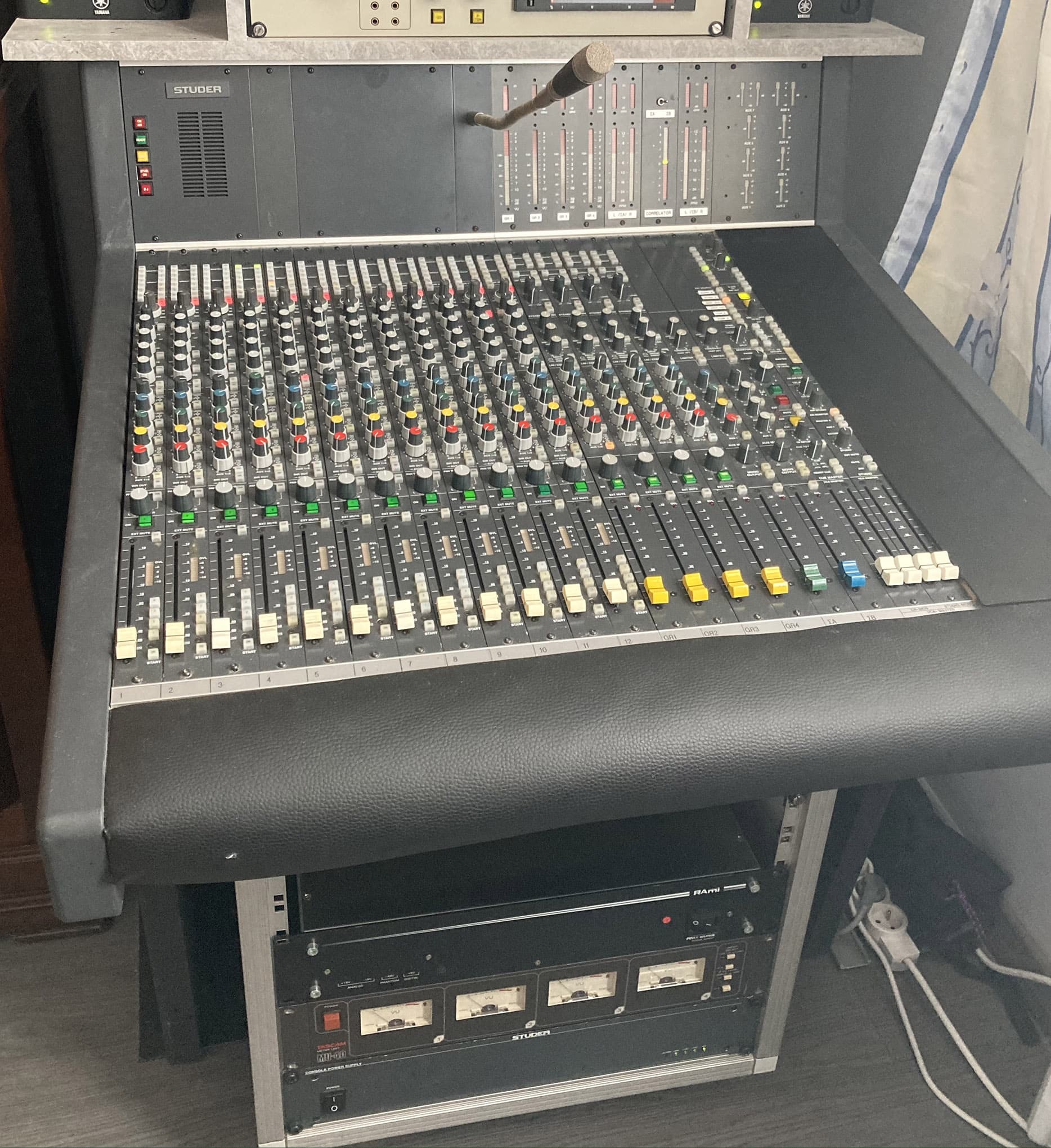 Console Studer 928 12 voies