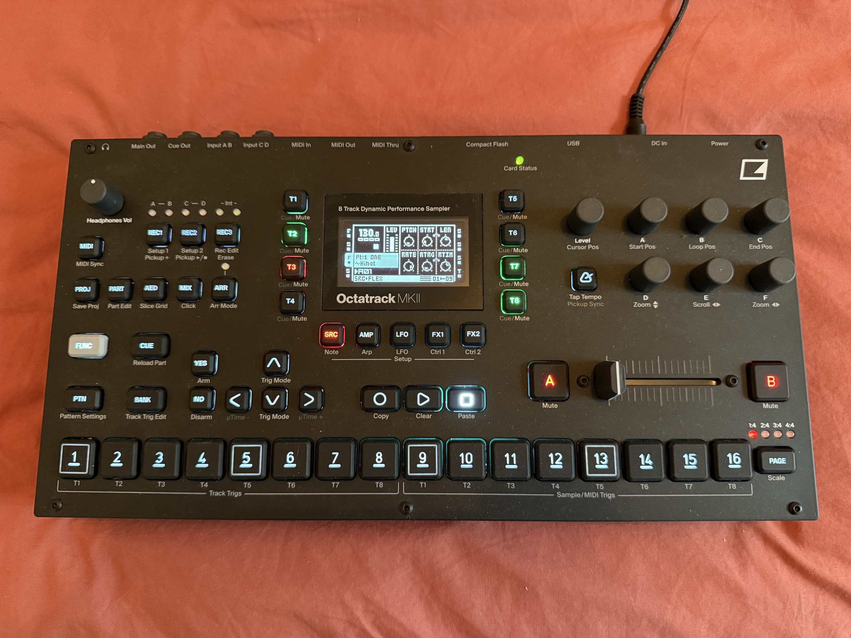 Elektron Octatrack MKII Noire - Excellent état