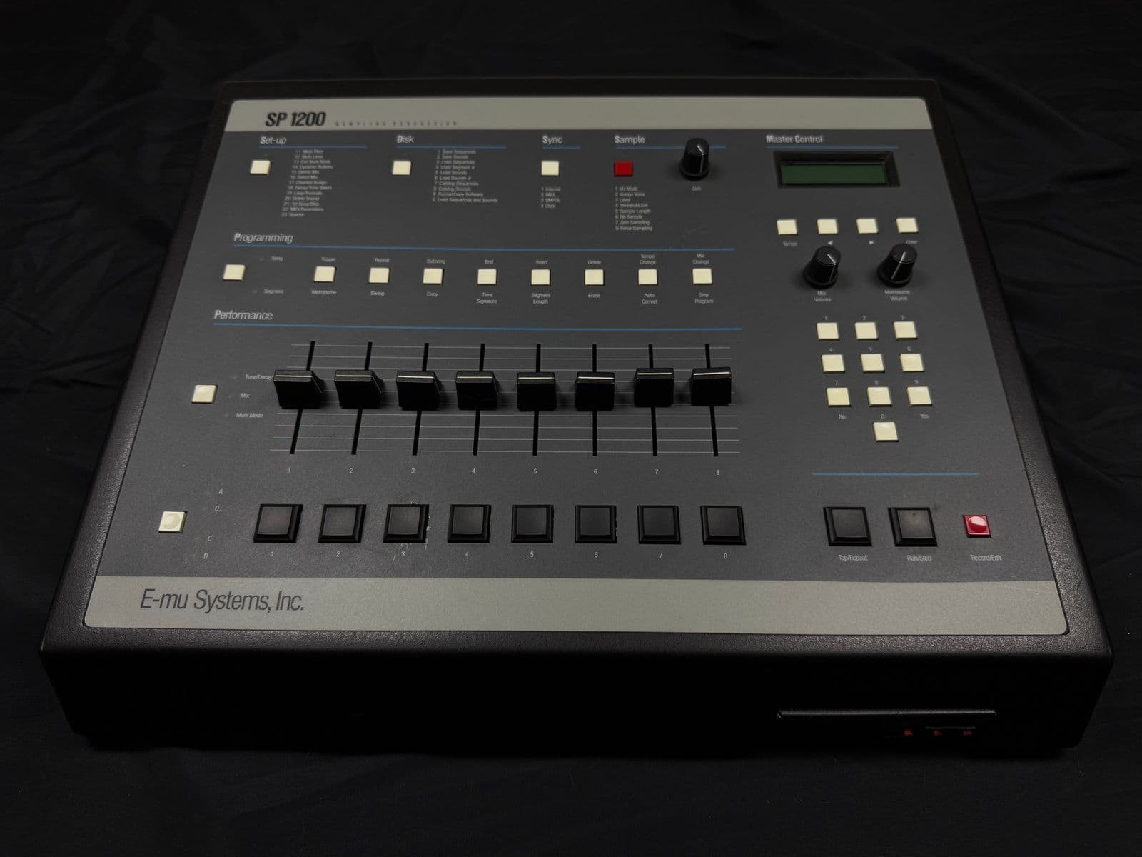 E-mu SP1200 - 7030 + Options Jazzcat / Hxc