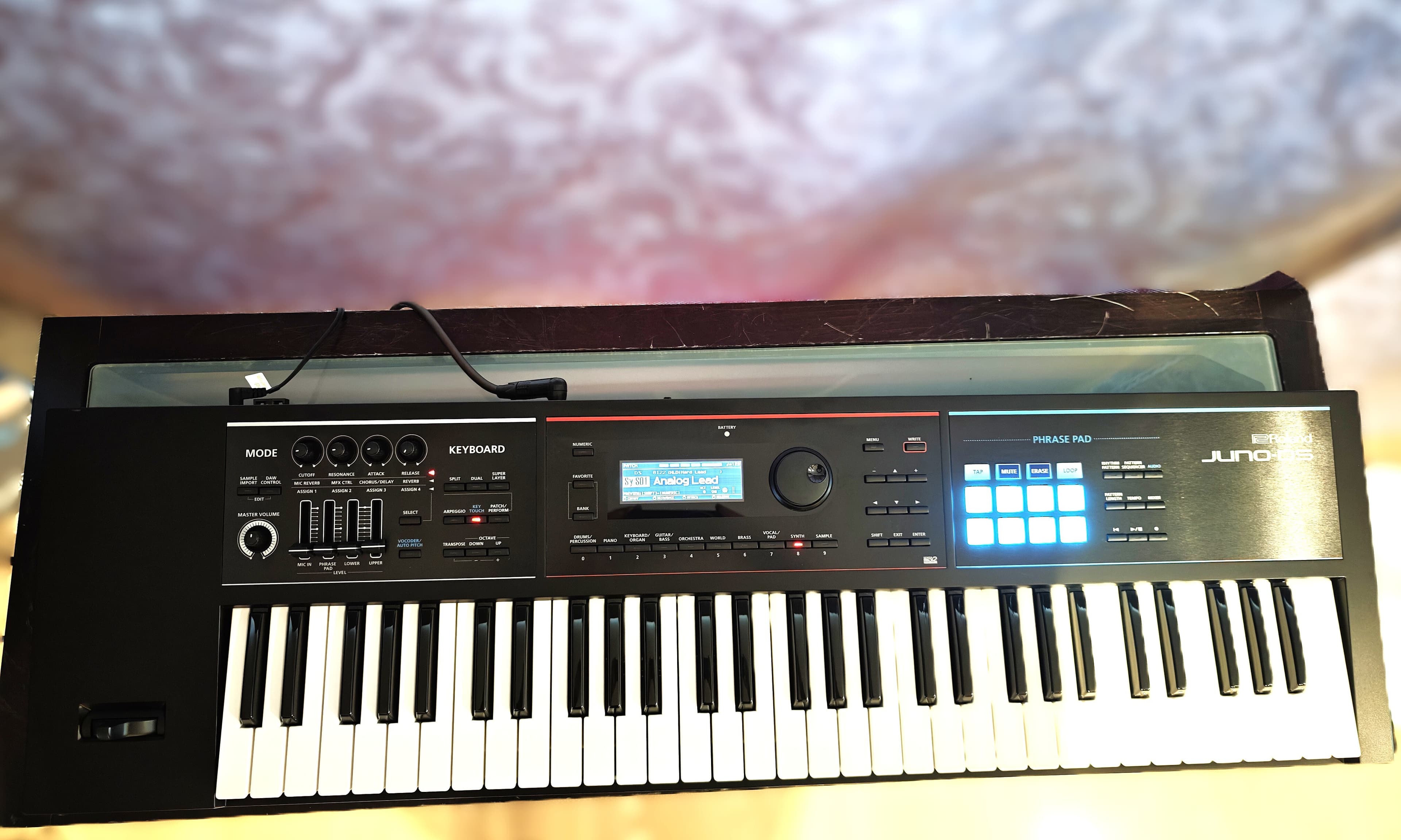 Vends Roland JUNO-DS61