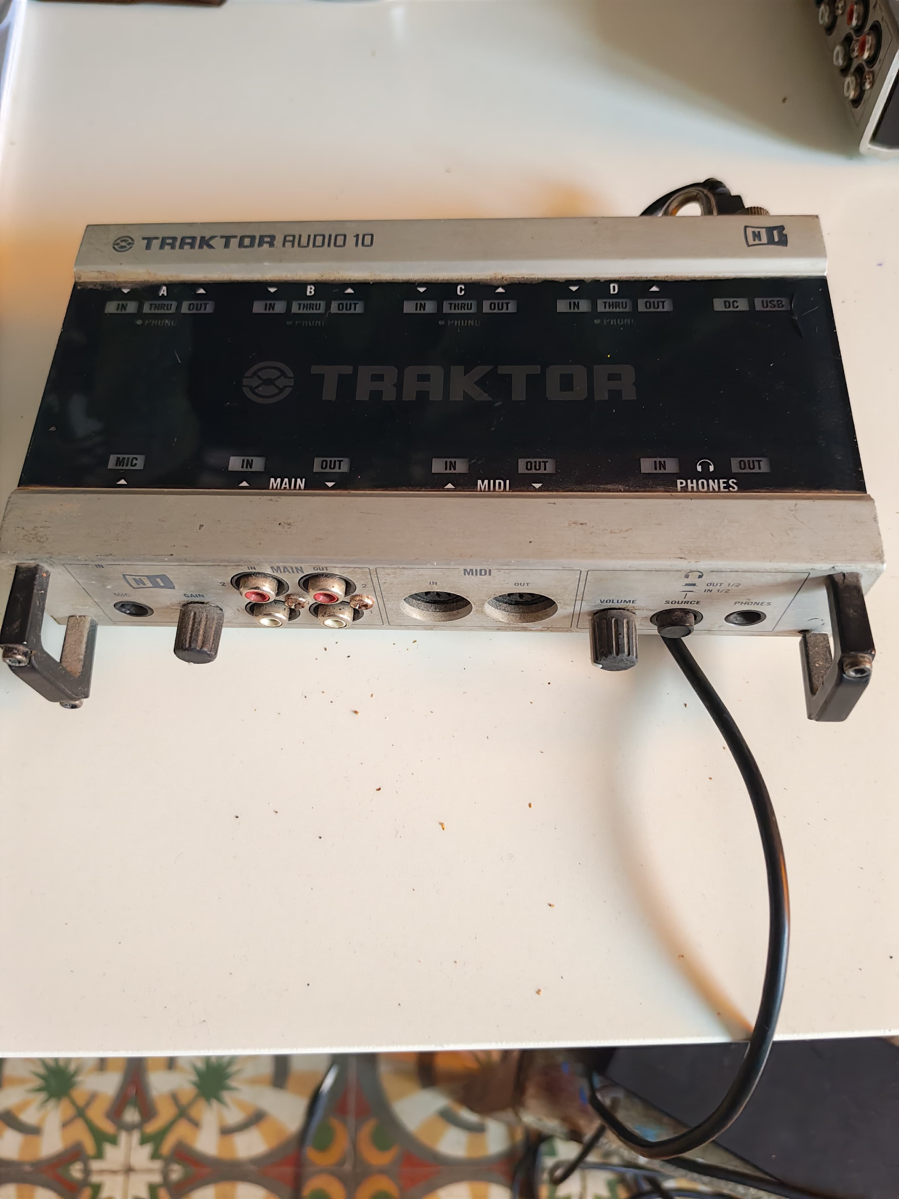 Vends audio 10 native instruments