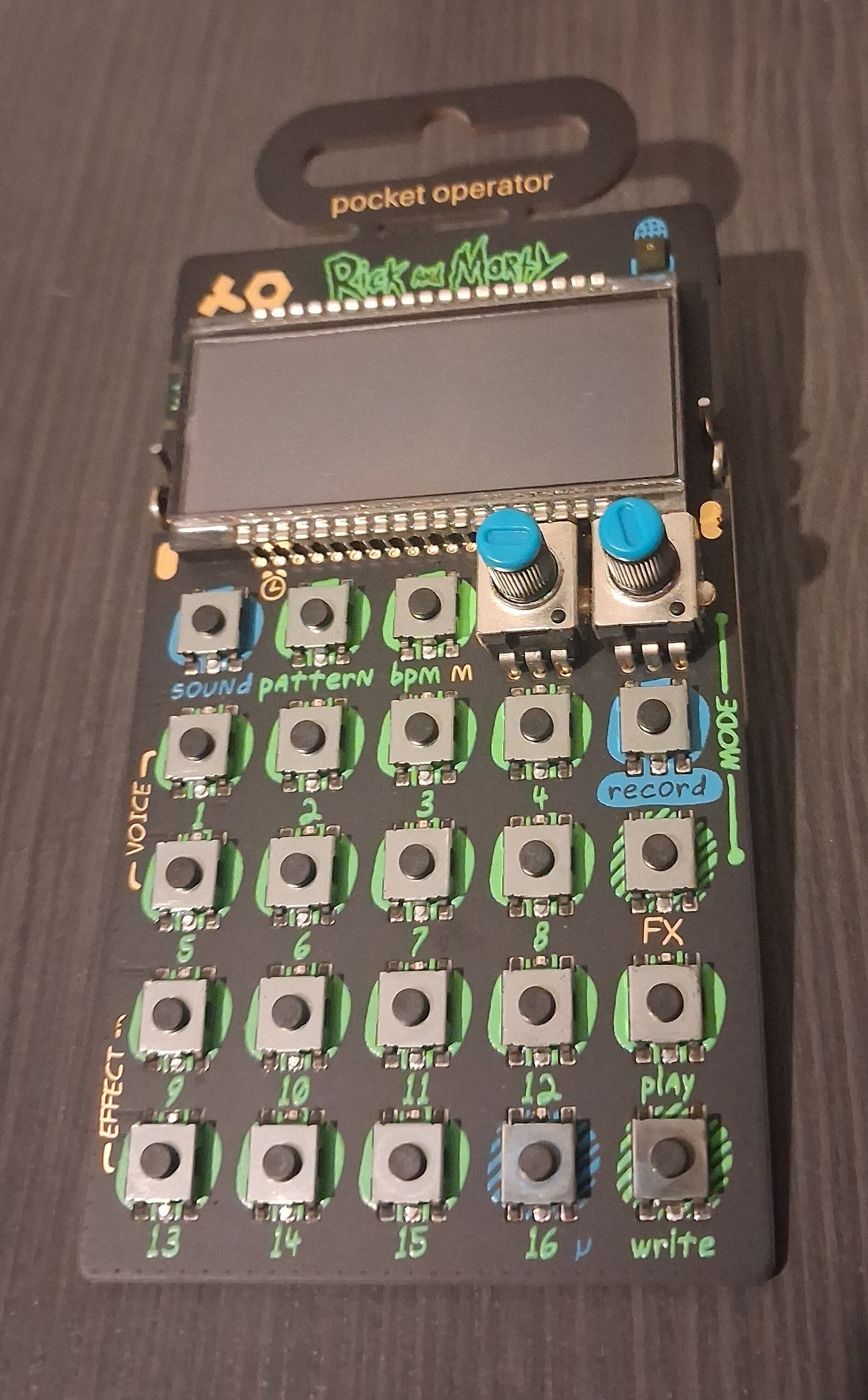 Teenage Engineering PO-137 Rick and Morty + CA-X – Neufs en boîte