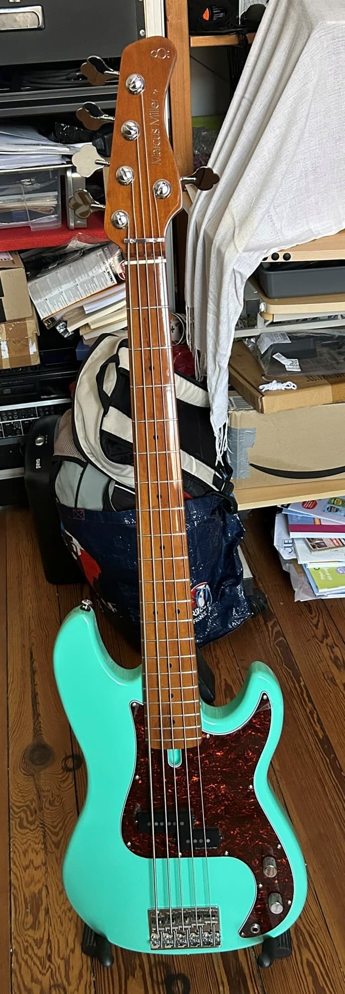 Basse Precision 5 cordes Sire Marcus Miller P5 Mild Green