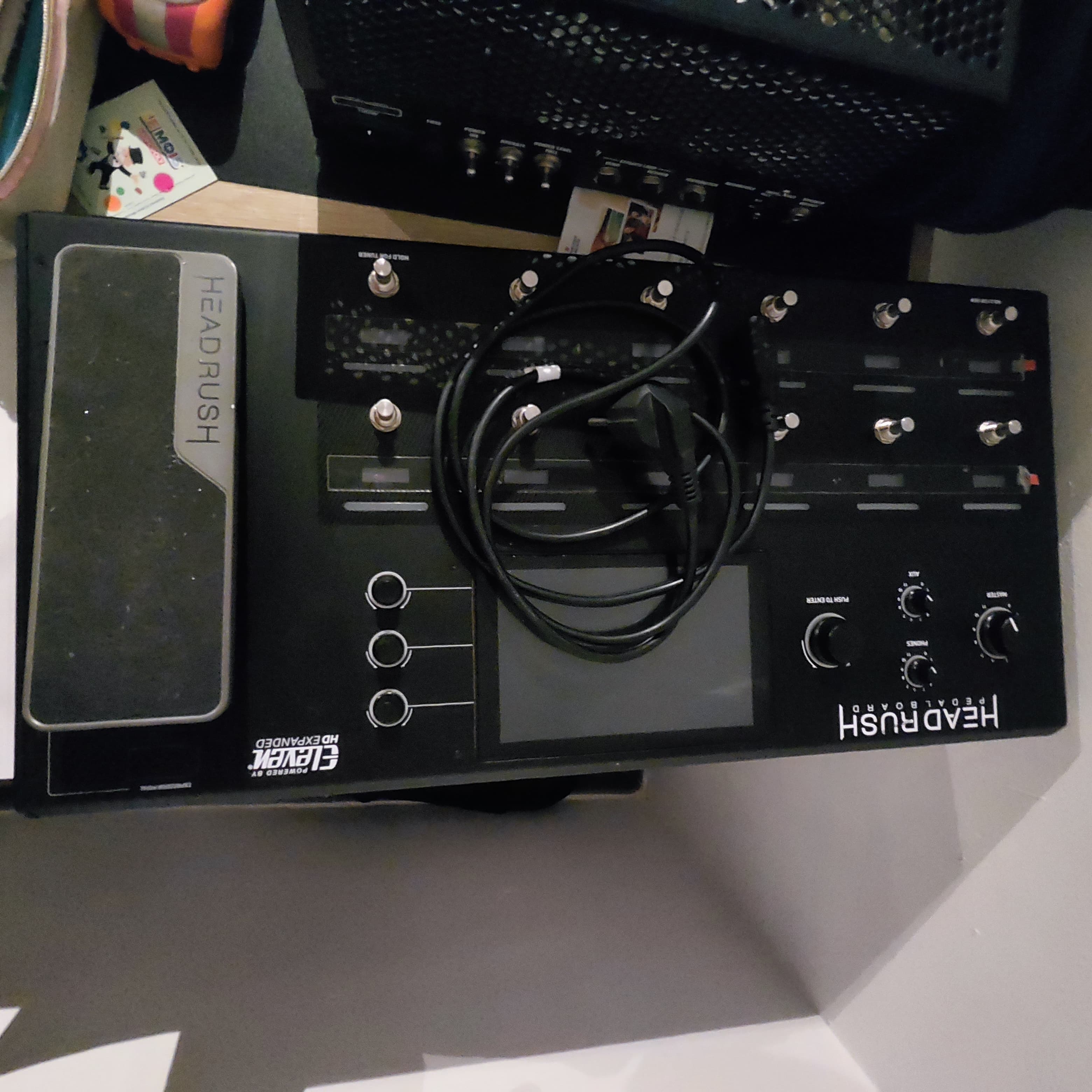 HeadRush Pedalboard eleven HD Expanded