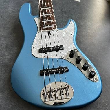 Lakland Darryl Jones 5 + Aguilar JJ + Sadowsky preamp