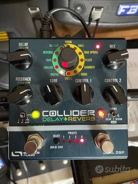 Source Audio collider - delay & reverb