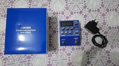 Boss Synthesizer Sy-200