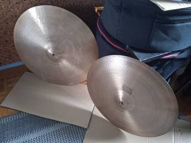 Paiste 2002 black label medium crash 18 e 20