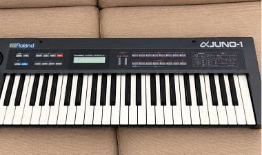 Roland alpha juno 1
