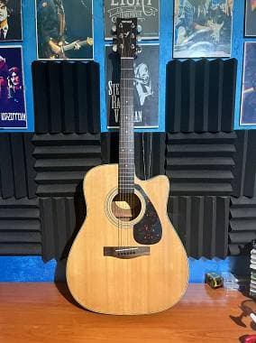 Yamaha FX370C