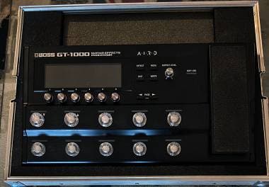 Boss GT - 1000 + Case in alluminio + Borsa originale+Boss FSC-10 Footswitch Cap