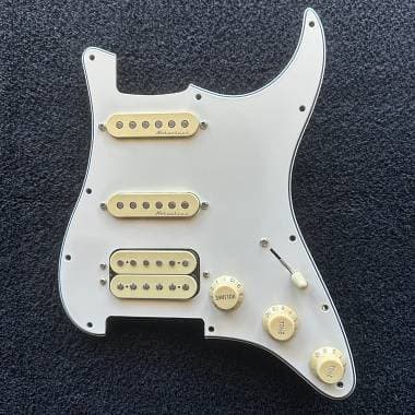 Pickguard HSS Fender Stratocaster Player II Modified