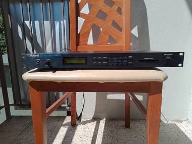 Roland D-110 VENDO/PERMUTO