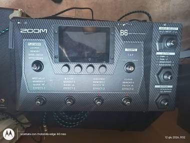 Zoom B6 Pedaliera multieffetto in condizioni praticamente perfette