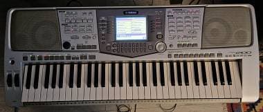 Arranger Yamaha PSR 2100