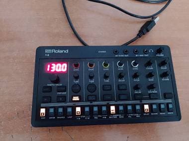 Roland T-8