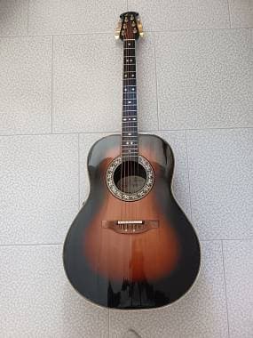 Ovation Model N° 1717