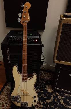 Precision fender charvel Steve Harris