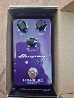 Ampeg liquifier Bass Chorus