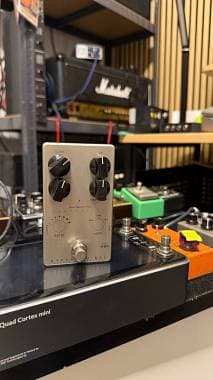 Darkglass Electronics Hyper Luminal - compressore 1176 / SSL