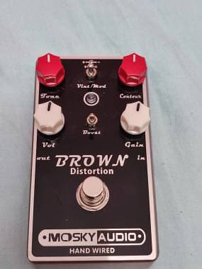 Mosky Brown distortion analogico