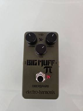 Electro Harmonix Green Russian Big Muff fuzz