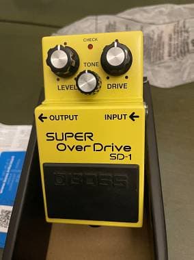 Boss SD-1 SUPER OverDrive con scatola