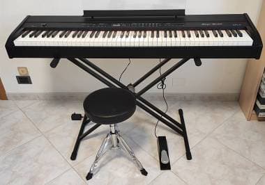 PIANO DIGITALE ORLA STAGE STUDIO 88 TASTI PESATI COLORE NERO